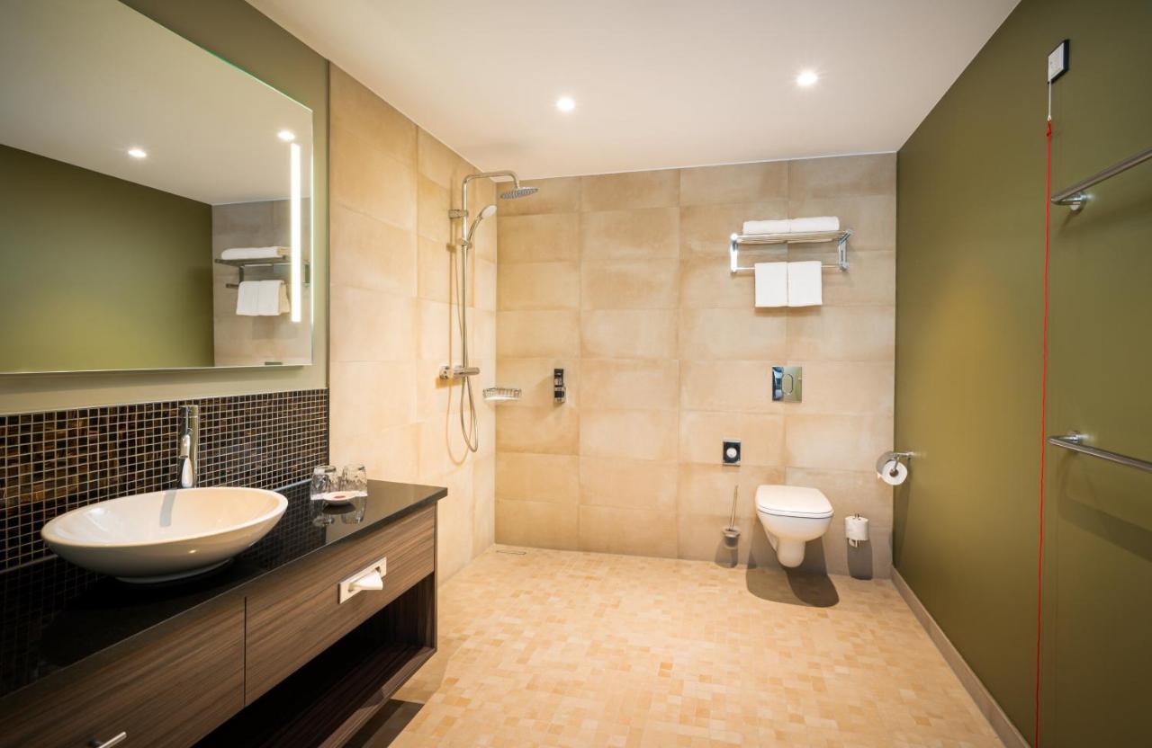 Hotel Leonardo Frankfurt 4*